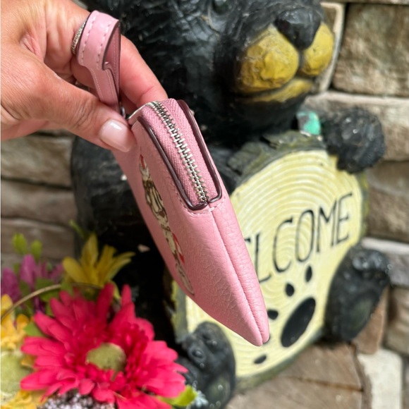 Authentic COACH pebbled leather"ICECREAM" zip top wristlet - Picture 10 of 12